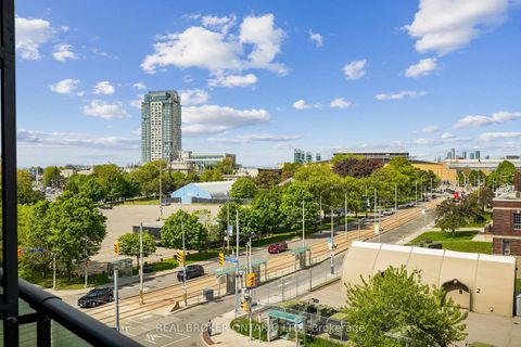 Photo 13 at 615 - 231 Fort York Boulevard, Niagara, Toronto