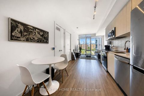 Photo 4 at 914 - 50 Power Street, Moss Park, Toronto