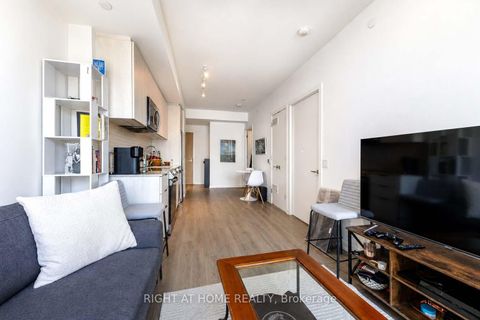 Photo 9 at 914 - 50 Power Street, Moss Park, Toronto