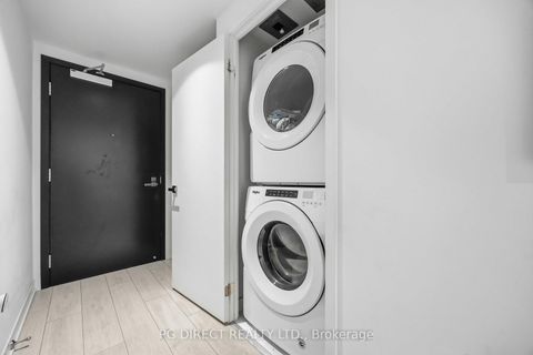 Photo 16 at 363 - 31 Tippett Road, Clanton Park, Toronto