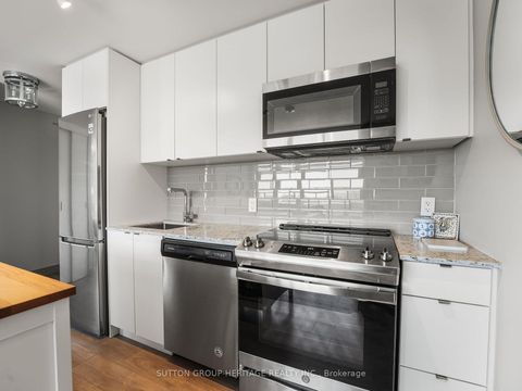Photo 8 at 702 - 1401 O'connor Drive, Parkview, Toronto