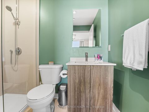 Photo 15 at 702 - 1401 O'connor Drive, Parkview, Toronto
