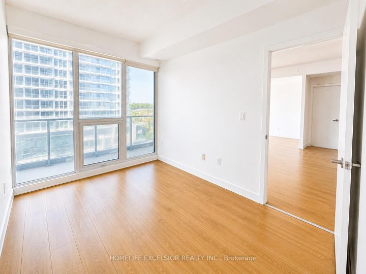 Photo 4 at 712 - 115 Mcmahon Drive, Bayview Village, Toronto