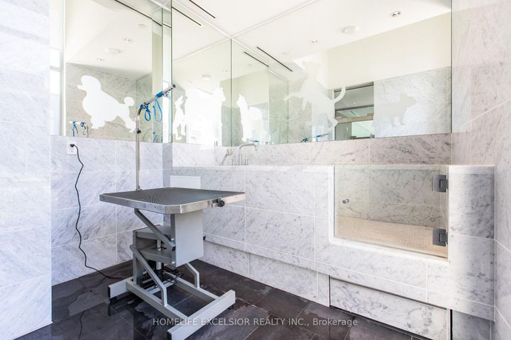Photo 18 at 712 - 115 Mcmahon Drive, Bayview Village, Toronto