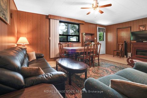 Photo 6 at 104 Farley Circle, Historic Lakeshore Communities, Georgina