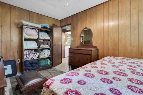 Photo 11 at 104 Farley Circle, Historic Lakeshore Communities, Georgina