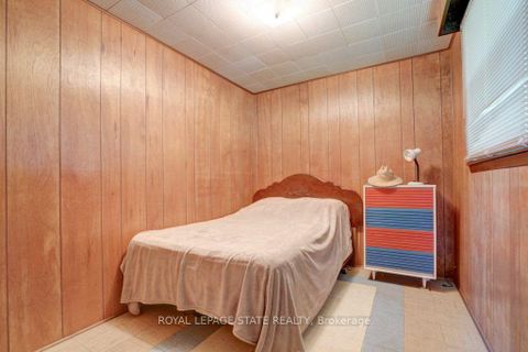 Photo 13 at 104 Farley Circle, Historic Lakeshore Communities, Georgina