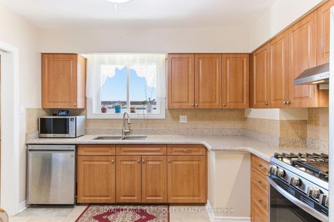 Photo 15 at 35 Sedgemount Drive, Woburn, Toronto