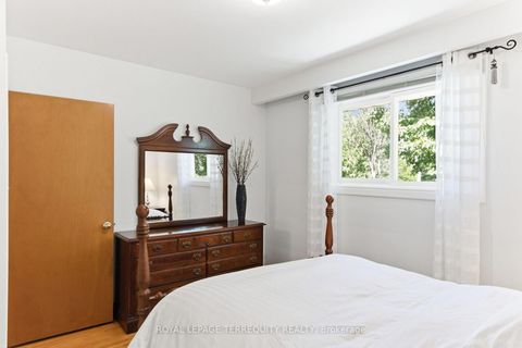 Photo 22 at 35 Sedgemount Drive, Woburn, Toronto