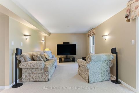 Photo 34 at 35 Sedgemount Drive, Woburn, Toronto