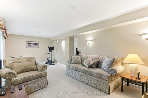 Photo 35 at 35 Sedgemount Drive, Woburn, Toronto