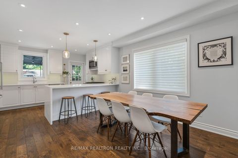 Photo 6 at 4 Normanna Avenue, Oakwood Village, Toronto