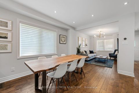 Photo 7 at 4 Normanna Avenue, Oakwood Village, Toronto
