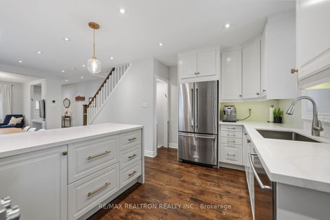 Photo 10 at 4 Normanna Avenue, Oakwood Village, Toronto