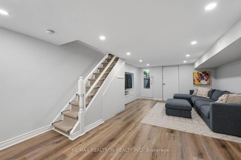 Photo 20 at 4 Normanna Avenue, Oakwood Village, Toronto
