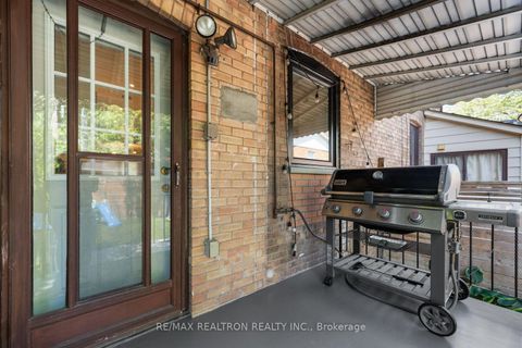 Photo 27 at 4 Normanna Avenue, Oakwood Village, Toronto
