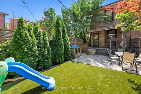 Photo 30 at 4 Normanna Avenue, Oakwood Village, Toronto