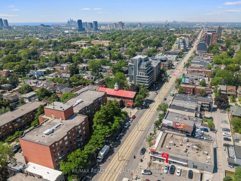 Photo 36 at 4 Normanna Avenue, Oakwood Village, Toronto