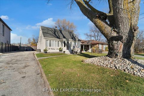 Photo 1 at 100 Wallasey Avenue, Pelmo Park W5, Toronto