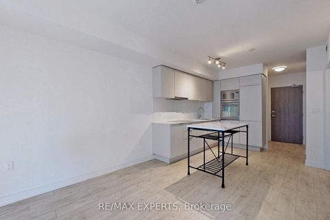 Photo 11 at 1114 - 27 Bathurst Street, Waterfront Communities C1, Toronto