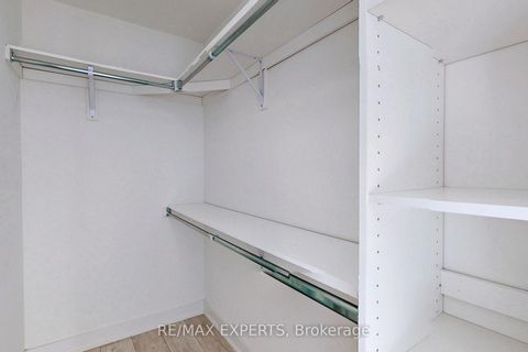 Photo 19 at 1114 - 27 Bathurst Street, Waterfront Communities C1, Toronto