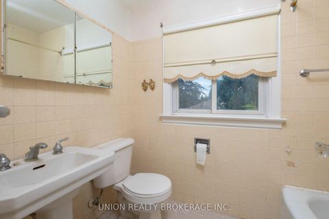 Photo 15 at 37 Shirley Crescent, Scarborough Village, Toronto