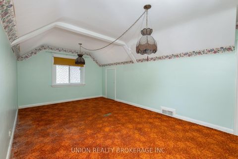 Photo 16 at 37 Shirley Crescent, Scarborough Village, Toronto