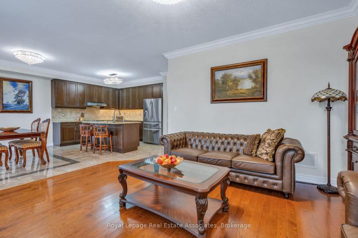 Photo 5 at 26 Silver Pond Drive, Georgetown, Halton Hills