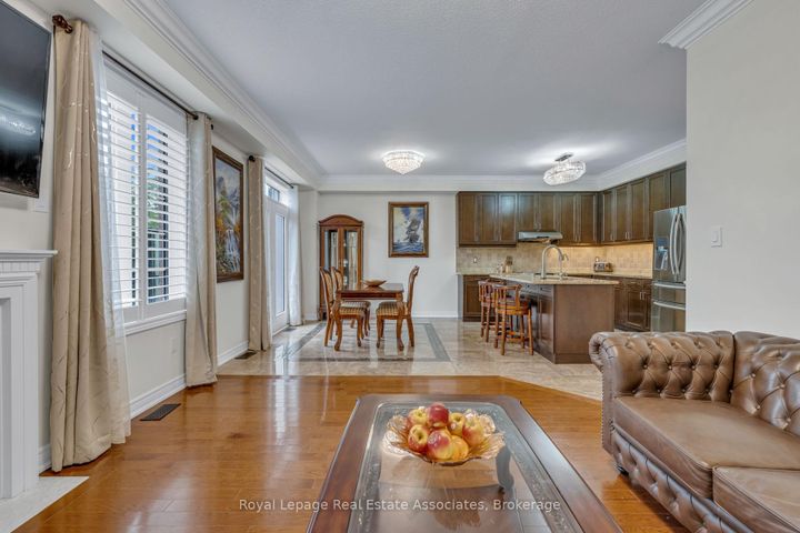 Photo 6 at 26 Silver Pond Drive, Georgetown, Halton Hills