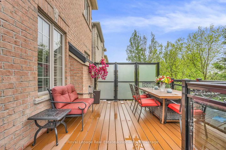 Photo 15 at 26 Silver Pond Drive, Georgetown, Halton Hills