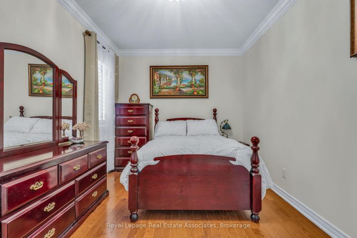 Photo 26 at 26 Silver Pond Drive, Georgetown, Halton Hills