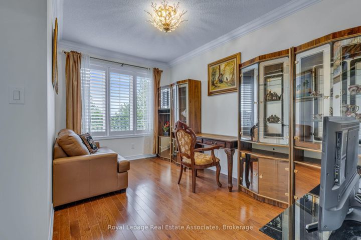 Photo 30 at 26 Silver Pond Drive, Georgetown, Halton Hills