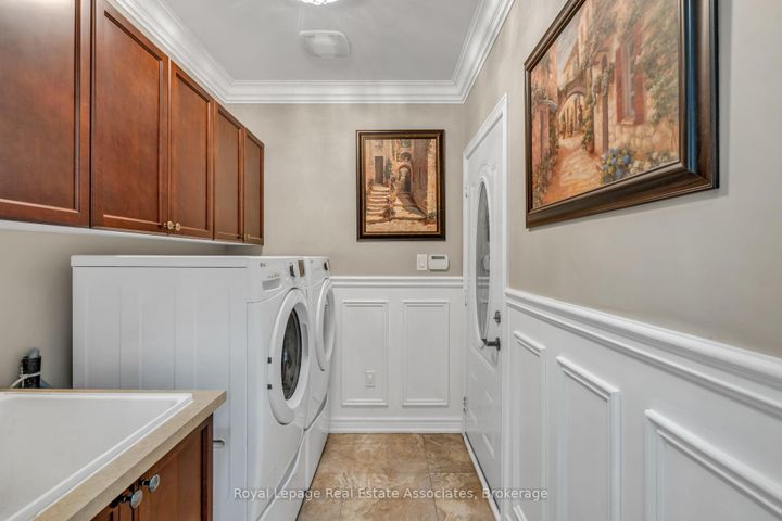Photo 31 at 26 Silver Pond Drive, Georgetown, Halton Hills