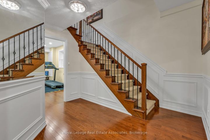 Photo 32 at 26 Silver Pond Drive, Georgetown, Halton Hills