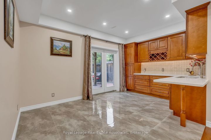 Photo 36 at 26 Silver Pond Drive, Georgetown, Halton Hills