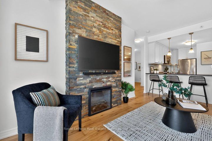 Photo 14 at 202 - 73 Washington Avenue, CO Central, Oakville