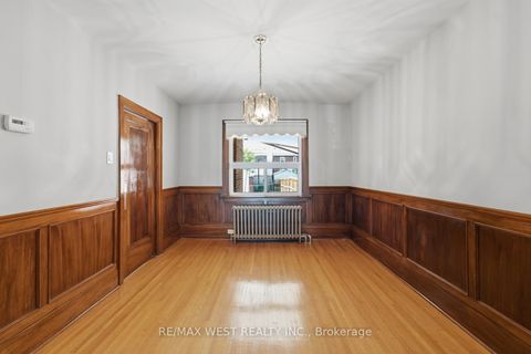 Photo 7 at 280 Westmount Avenue, Oakwood Village, Toronto