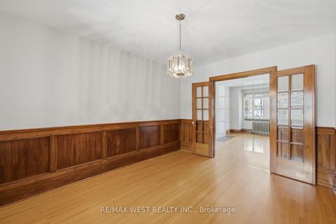 Photo 9 at 280 Westmount Avenue, Oakwood Village, Toronto