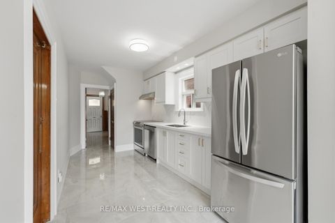 Photo 12 at 280 Westmount Avenue, Oakwood Village, Toronto