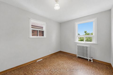 Photo 29 at 280 Westmount Avenue, Oakwood Village, Toronto