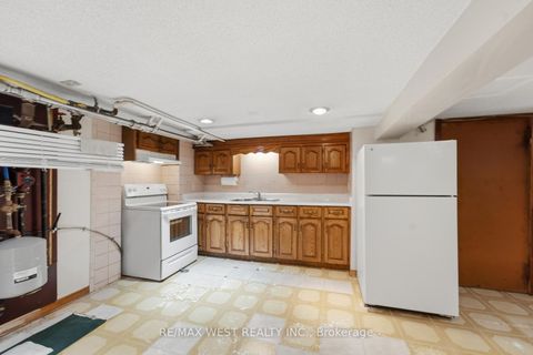 Photo 40 at 280 Westmount Avenue, Oakwood Village, Toronto