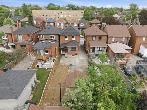 Photo 46 at 280 Westmount Avenue, Oakwood Village, Toronto