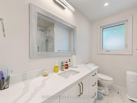 Photo 32 at 8 Applefield Drive, Bendale, Toronto