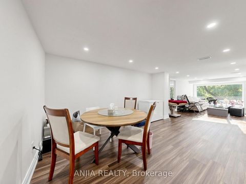 Photo 37 at 8 Applefield Drive, Bendale, Toronto