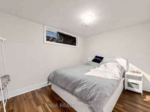Photo 39 at 8 Applefield Drive, Bendale, Toronto