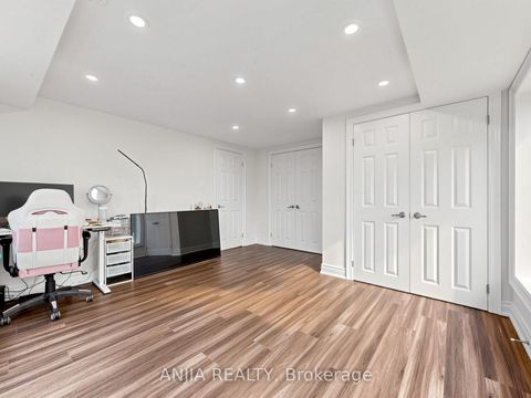Photo 42 at 8 Applefield Drive, Bendale, Toronto
