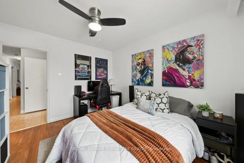 Photo 21 at 34 Clifton Avenue, Bathurst Manor, Toronto