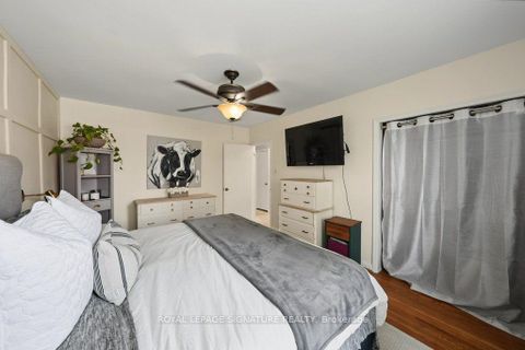 Photo 25 at 34 Clifton Avenue, Bathurst Manor, Toronto