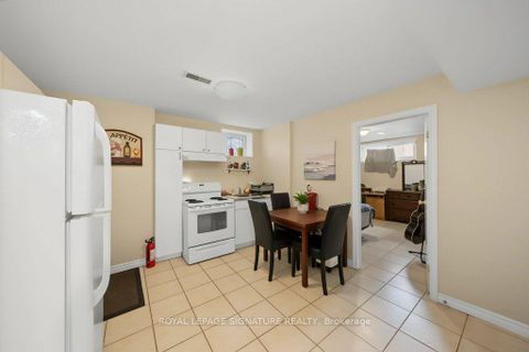 Photo 28 at 34 Clifton Avenue, Bathurst Manor, Toronto