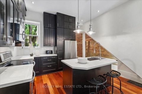 Photo 13 at 499 Ontario Street, South St. James Town, Toronto